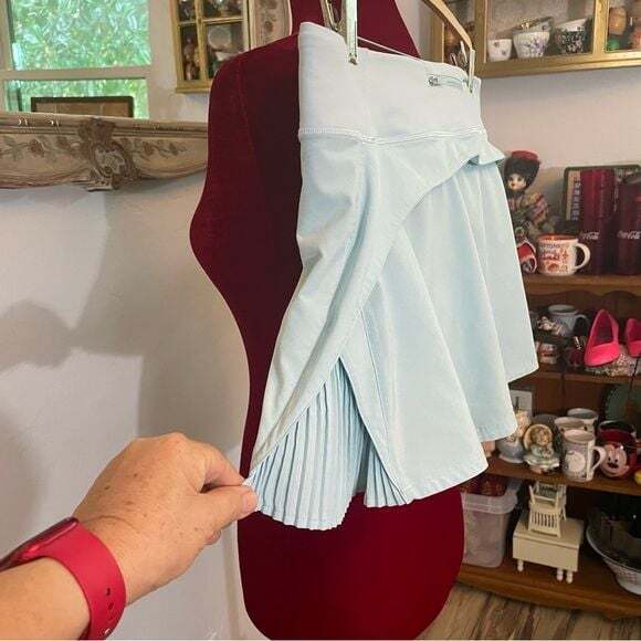 Lululemon Skort Precious Pastel Aqua 34” Waist - Picture 4 of 6